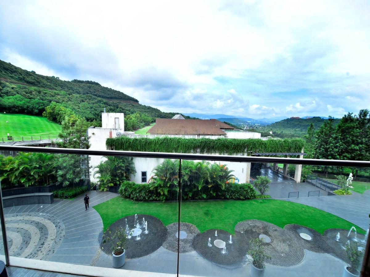 Oxford Golf Resort Pirangut Buitenkant foto