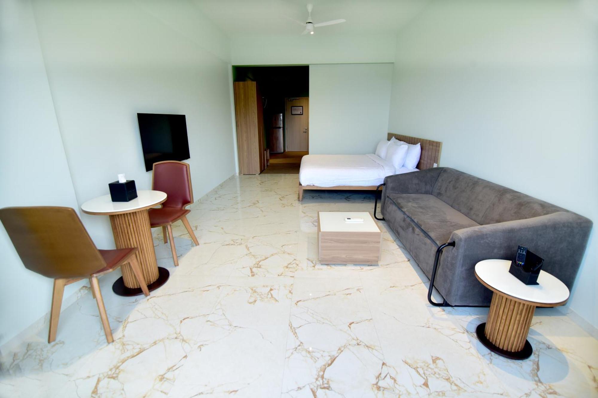 Oxford Golf Resort Pirangut Buitenkant foto
